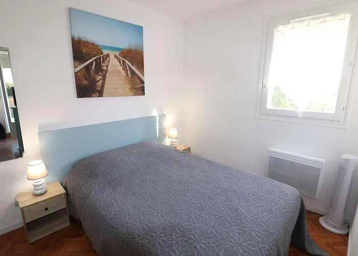 Apartmán Spacieux 2 Pieces Avec Terrasse, Piscine Et Ascenseur A 400m De La - Fr-1-307-168 Le Grau-du-Roi